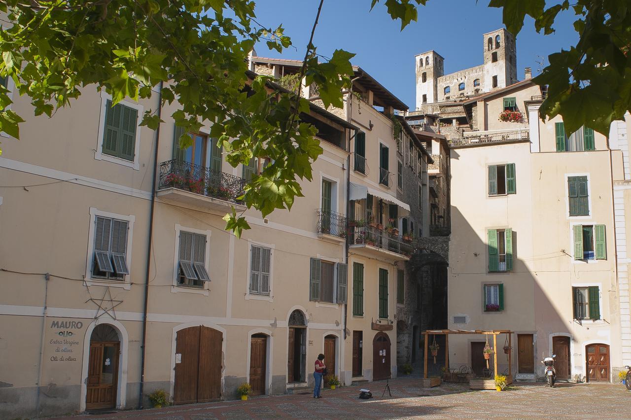 B&B Il Libro Verde Dolceacqua Exterior foto